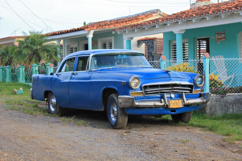 seltener Sedan